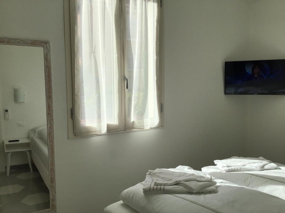 Casa Luigia Rooms Mtb In Finalborgo Bike Room Tour Ebike Trekking Finale Ligure Exterior foto